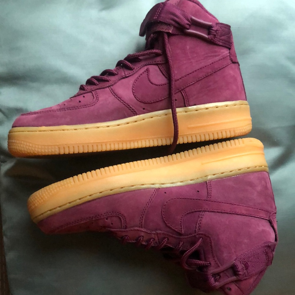 Nike Air Kids size 4